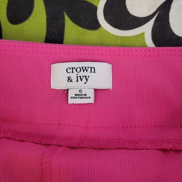 Crown and ivy womens 6 pink textured skort crochet eyelet trim detail stretch - Picture 3 of 7